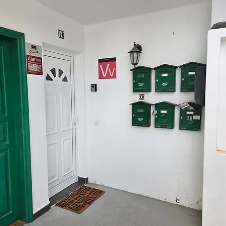 Casa Laura Relax With Shared Pool Daire Puerto del Carmen (Lanzarote)