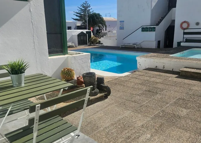 Casa Laura Relax With Shared Pool